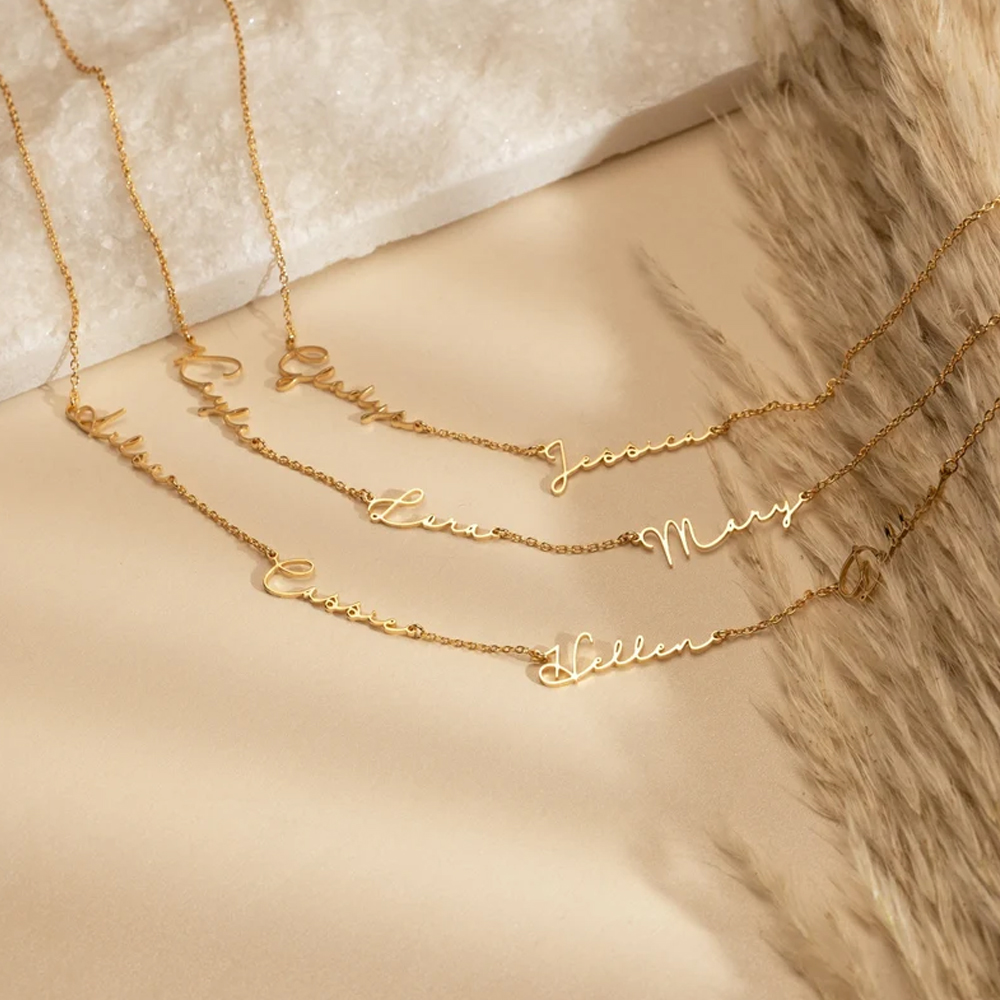 Lemegeton カスタマイズされたネームネックレスカスタ - Birth Flower Necklace のレビューと価格