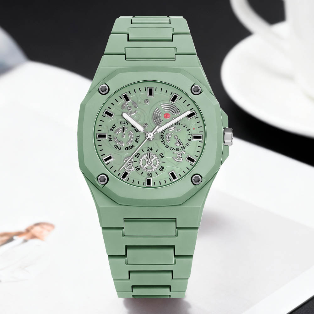 1つだけの新しい腕時計。多角形の文字盤が特徴で、ファッション - Coordinates Bracelet のレビューと価格